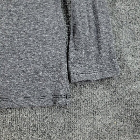 Columbia Shirt Women Medium Gray Outdoors V-Neck Long Sleeve Top Pullover Adult - Picture 3 of 12